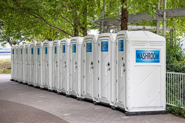 Best Local porta potty services  in Iyanbito, NM